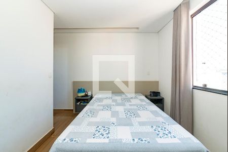 Apartamento à venda com 180m², 3 quartos e 4 vagasSuíte