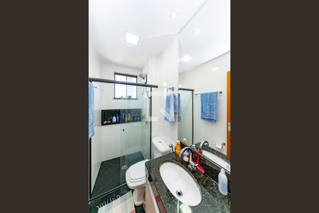 Apartamento à venda com 180m², 3 quartos e 4 vagasBanheiro da Suíte