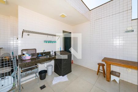 Apartamento à venda com 180m², 3 quartos e 4 vagasÁrea de Serviço