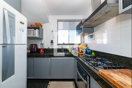 Apartamento à venda com 180m², 3 quartos e 4 vagasCozinha