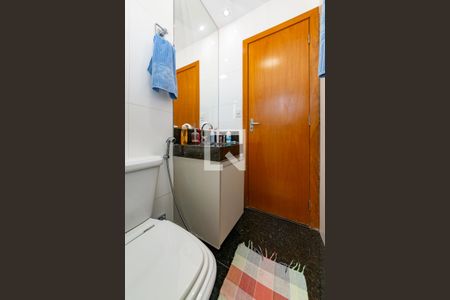 Apartamento à venda com 180m², 3 quartos e 4 vagasBanheiro da Suíte