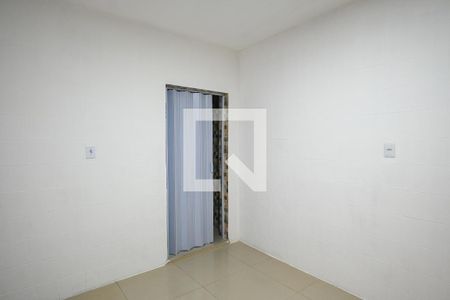 Cozinha de casa para alugar com 1 quarto, 35m² em Jardim Patente, São Paulo