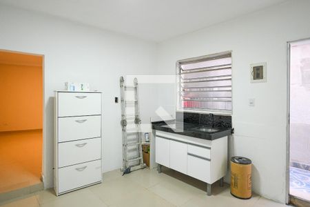 Cozinha de casa para alugar com 1 quarto, 35m² em Jardim Patente, São Paulo