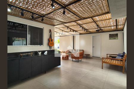 Casa de condomínio à venda com 280m², 4 quartos e 5 vagas Casa de condomínio à venda com 280m², 4 quartos e 5 vagasÁrea gourmet