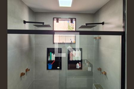 Casa de condomínio à venda com 280m², 4 quartos e 5 vagas Casa de condomínio à venda com 280m², 4 quartos e 5 vagasBanheiro da Suíte 3