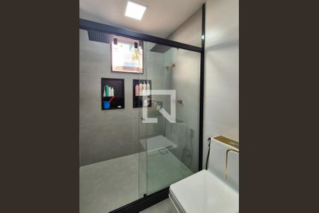 Casa de condomínio à venda com 280m², 4 quartos e 5 vagas Casa de condomínio à venda com 280m², 4 quartos e 5 vagasBanheiro da Suíte 3