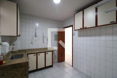 Apartamento à venda com 90m², 2 quartos e 1 vagaCozinha