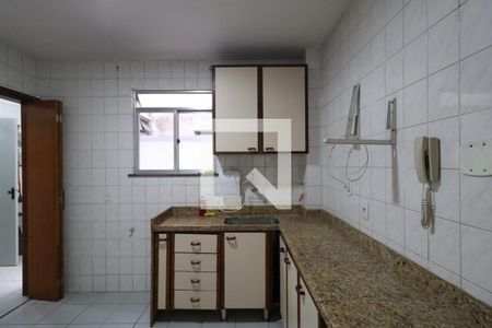 Apartamento à venda com 90m², 2 quartos e 1 vagaCozinha