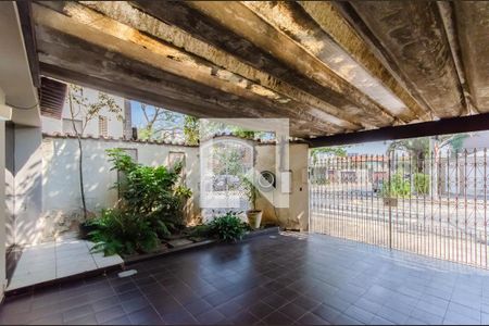 Casa à venda com 210m², 3 quartos e 3 vagasGaragem