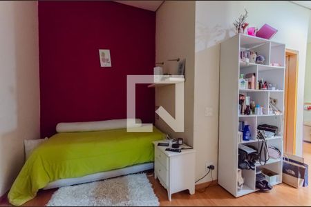 Casa à venda com 210m², 3 quartos e 3 vagasSuíte 3