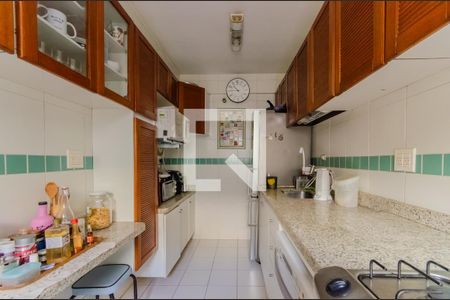 Casa à venda com 210m², 3 quartos e 3 vagasCozinha