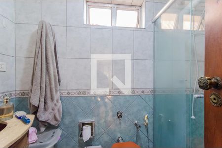 Casa à venda com 210m², 3 quartos e 3 vagasBanheiro da Suíte 1