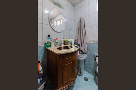 Casa à venda com 210m², 3 quartos e 3 vagasBanheiro da Suíte 1