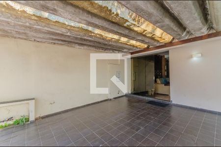 Casa à venda com 210m², 3 quartos e 3 vagasGaragem