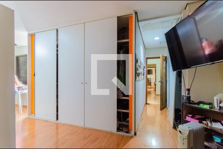 Casa à venda com 210m², 3 quartos e 3 vagasSuíte 3