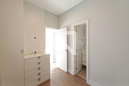 Casa de condomínio à venda com 463m², 5 quartos e 4 vagasQuarto de Serviço