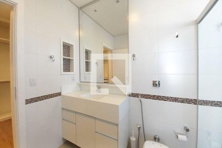 Casa de condomínio à venda com 463m², 5 quartos e 4 vagasBanheiro da Suíte 4