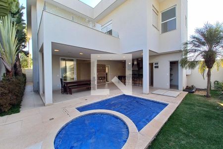 Casa de condomínio à venda com 463m², 5 quartos e 4 vagasÁrea comum - Piscina