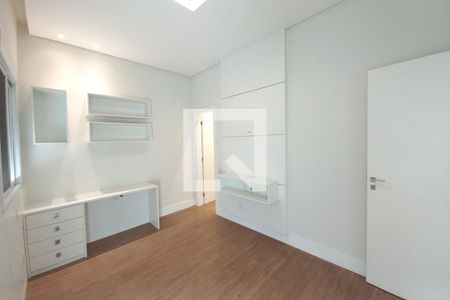 Casa de condomínio à venda com 463m², 5 quartos e 4 vagasQuarto 3 - Suíte