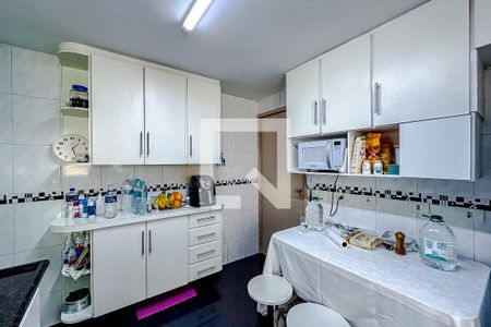 Apartamento à venda com 117m², 2 quartos e 1 vagaCozinha
