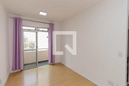 Sala de apartamento para alugar com 3 quartos, 61m² em Jardim Andarai, São Paulo