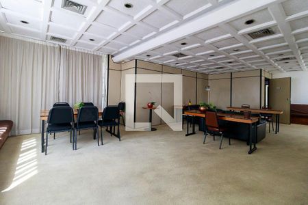 Apartamento para alugar com 50m², 1 quarto e 1 vaga Apartamento para alugar com 50m², 1 quarto e 1 vagaCoworking