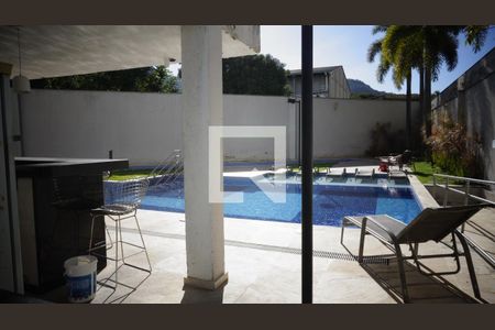 Apartamento à venda com 40m², 1 quarto e 1 vagaÁrea comum - Piscina