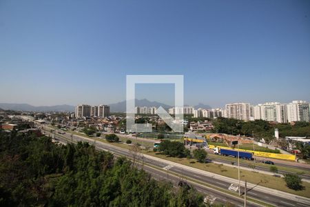 Sala - Vista de apartamento para alugar com 2 quartos, 45m² em Recreio dos Bandeirantes, Rio de Janeiro