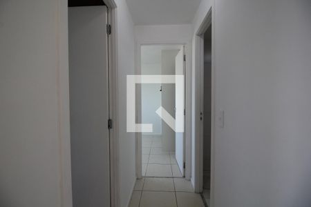 Sala - Acesso aos Quartos de apartamento para alugar com 2 quartos, 45m² em Recreio dos Bandeirantes, Rio de Janeiro
