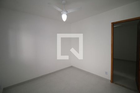 Sala  de apartamento para alugar com 1 quarto, 30m² em Olaria, Rio de Janeiro