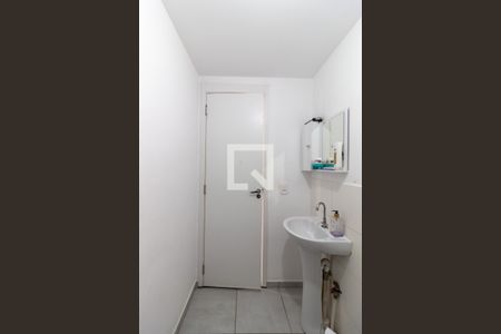 Apartamento à venda com 34m², 2 quartos e sem vaga Apartamento à venda com 34m², 2 quartos e sem vagaBanheiro Social