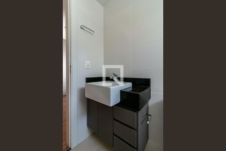 Apartamento para alugar com 67m², 2 quartos e 2 vagasQuarto 2 - Banheiro