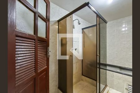 Casa de condomínio à venda com 235m², 5 quartos e sem vagaBanheiro Corredor