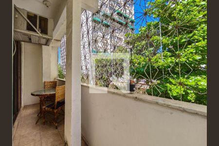 Casa de condomínio à venda com 235m², 5 quartos e sem vagaVista do Quarto 1