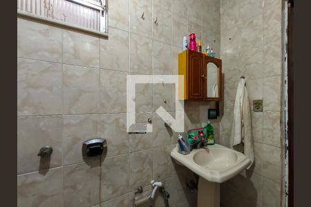 Casa de condomínio à venda com 235m², 5 quartos e sem vagaBanheiro de serviço