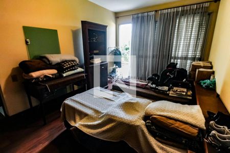 Casa para alugar com 557m², 4 quartos e 4 vagas Casa para alugar com 557m², 4 quartos e 4 vagasSuíte 2