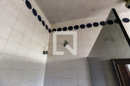 Casa para alugar com 557m², 4 quartos e 4 vagas Casa para alugar com 557m², 4 quartos e 4 vagasBanheiro da Suíte 4