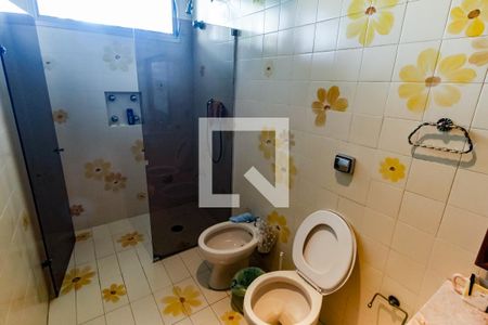 Casa para alugar com 557m², 4 quartos e 4 vagas Casa para alugar com 557m², 4 quartos e 4 vagasBanheiro da Suíte 3