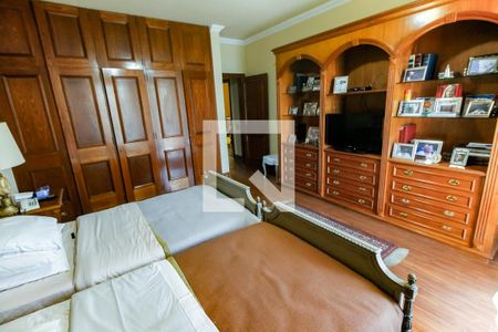 Casa para alugar com 557m², 4 quartos e 4 vagas Casa para alugar com 557m², 4 quartos e 4 vagasSuíte 1