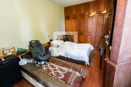 Casa para alugar com 557m², 4 quartos e 4 vagas Casa para alugar com 557m², 4 quartos e 4 vagasSuíte 2