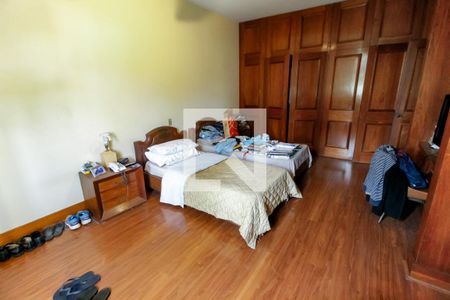 Casa para alugar com 557m², 4 quartos e 4 vagas Casa para alugar com 557m², 4 quartos e 4 vagasSuíte 4