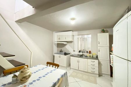 Casa para alugar com 125m², 2 quartos e 2 vagasCozinha