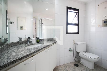 Casa de condomínio para alugar com 50m², 1 quarto e 1 vaga Casa de condomínio para alugar com 50m², 1 quarto e 1 vagaBanheiro