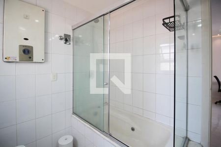 Casa de condomínio para alugar com 50m², 1 quarto e 1 vaga Casa de condomínio para alugar com 50m², 1 quarto e 1 vagaBanheiro