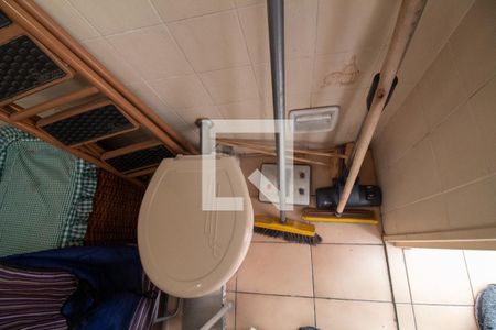 Apartamento à venda com 94m², 3 quartos e 1 vaga Apartamento à venda com 94m², 3 quartos e 1 vagaBanheiro de serviço