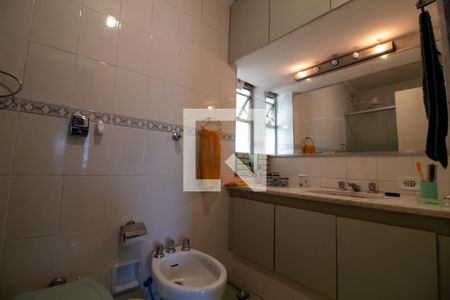 Apartamento à venda com 94m², 3 quartos e 1 vaga Apartamento à venda com 94m², 3 quartos e 1 vagaBanheiro