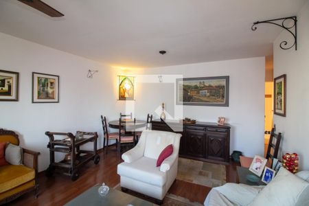 Apartamento à venda com 94m², 3 quartos e 1 vaga Apartamento à venda com 94m², 3 quartos e 1 vagaSala