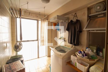 Apartamento à venda com 94m², 3 quartos e 1 vaga Apartamento à venda com 94m², 3 quartos e 1 vagaÁrea de Serviço