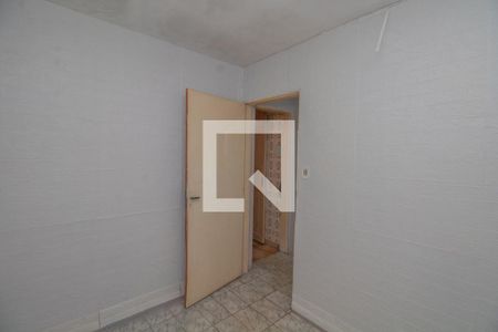 Quarto 2 de casa para alugar com 3 quartos, 80m² em Parque São Rafael, São Paulo