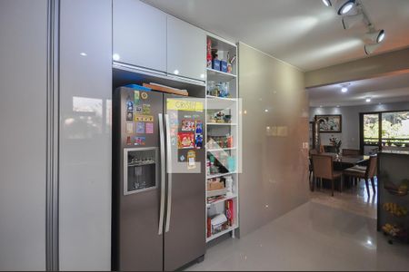 Apartamento à venda com 150m², 3 quartos e 2 vagasCozinha